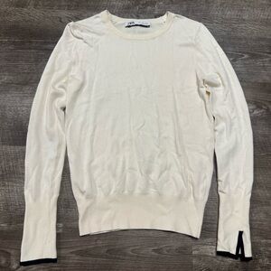 Zara Cream Crewneck Sweater Size Small